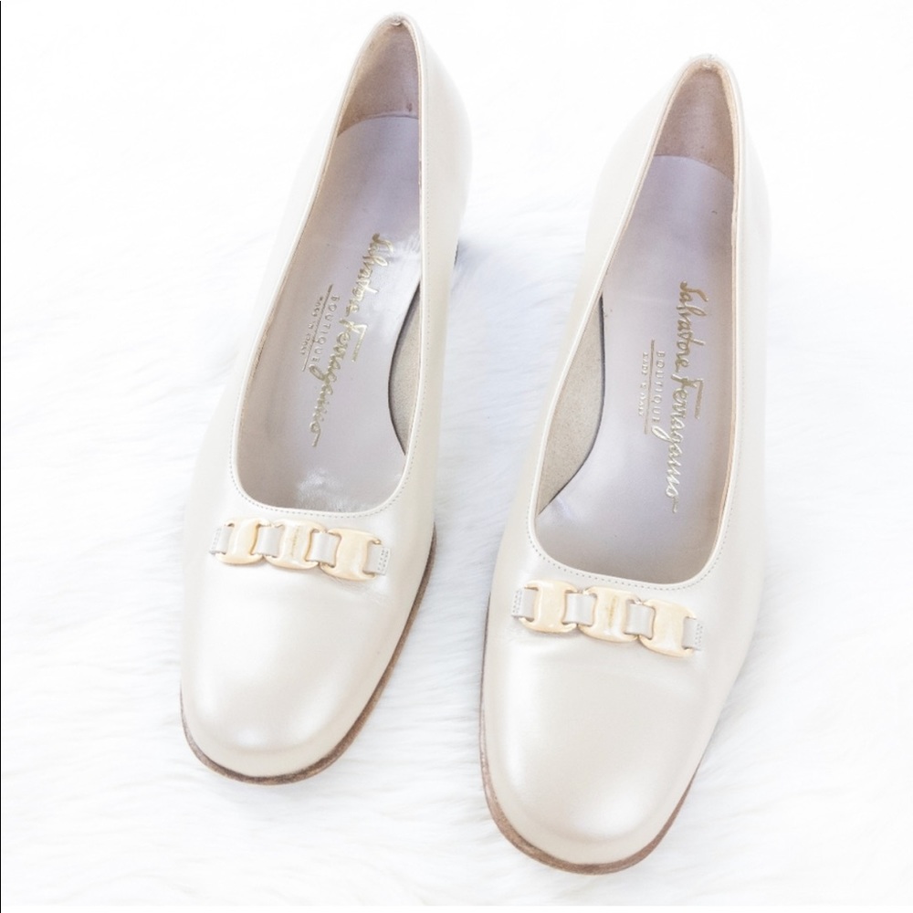 Vintage Salvatore Ferragamo - Picture 2 of 9